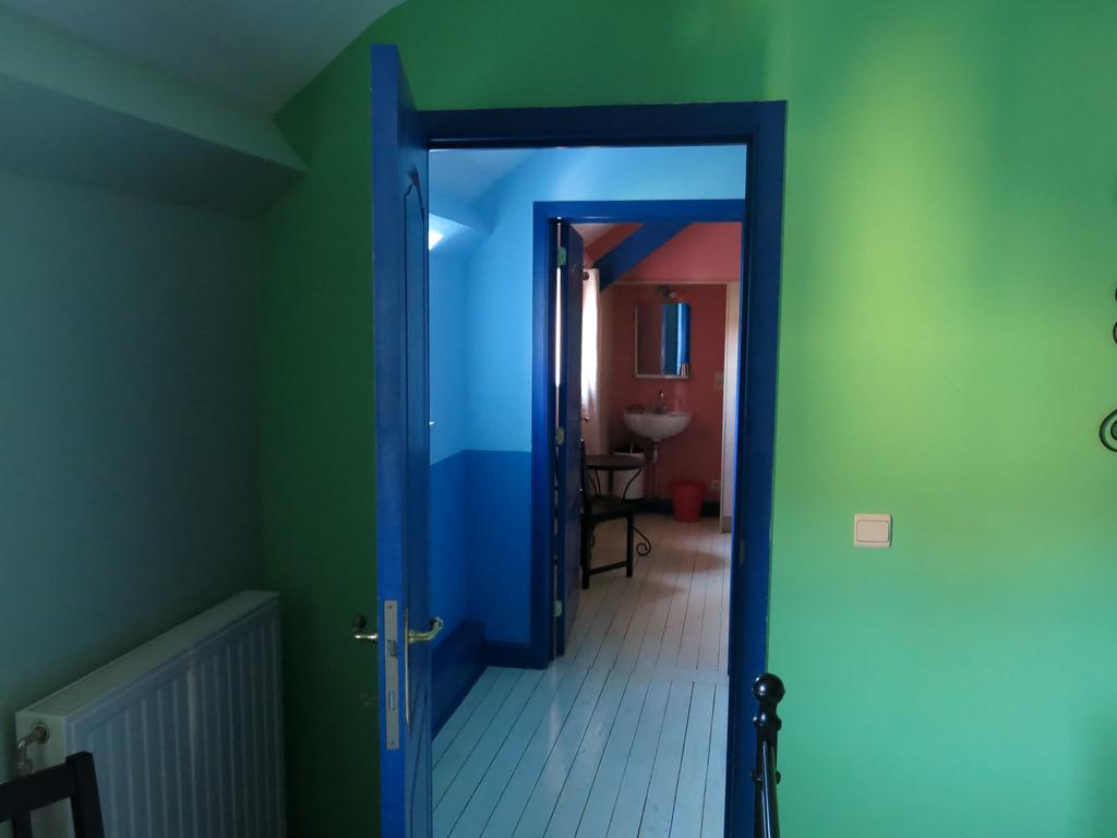 Gite De La Conciergerie Du Cheval Blanc Luttre Room photo