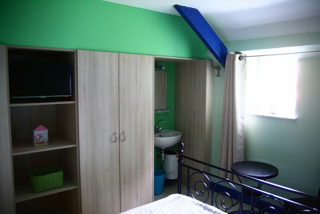 Gite De La Conciergerie Du Cheval Blanc Luttre Room photo
