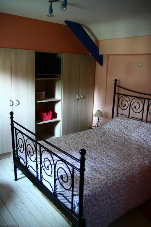 Gite De La Conciergerie Du Cheval Blanc Luttre Room photo